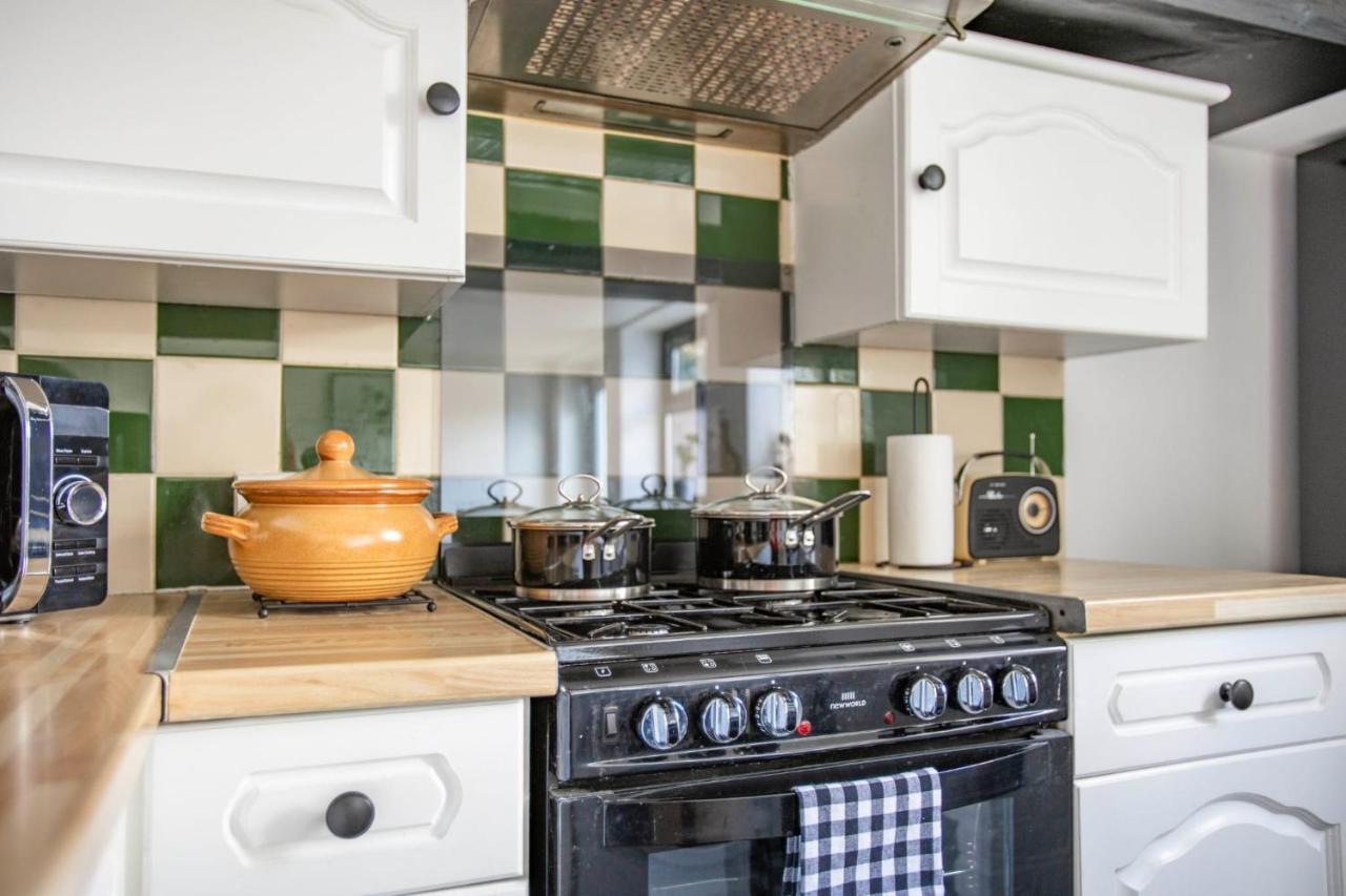 Stunning Character 2Bed Cottage In St Albans Wifi 외부 사진