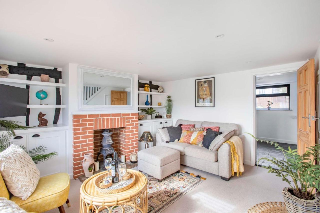 Stunning Character 2Bed Cottage In St Albans Wifi 외부 사진